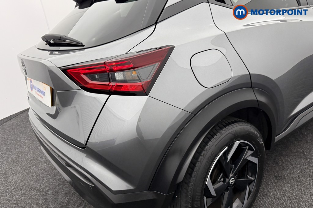 Nissan Juke N-Connecta Automatic Petrol SUV - Stock Number (1565008) - 25th supplementary image