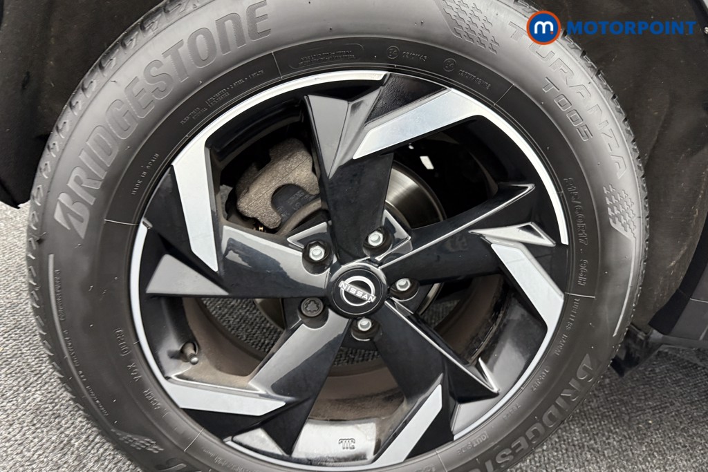 Nissan Juke N-Connecta Automatic Petrol SUV - Stock Number (1565008) - 30th supplementary image