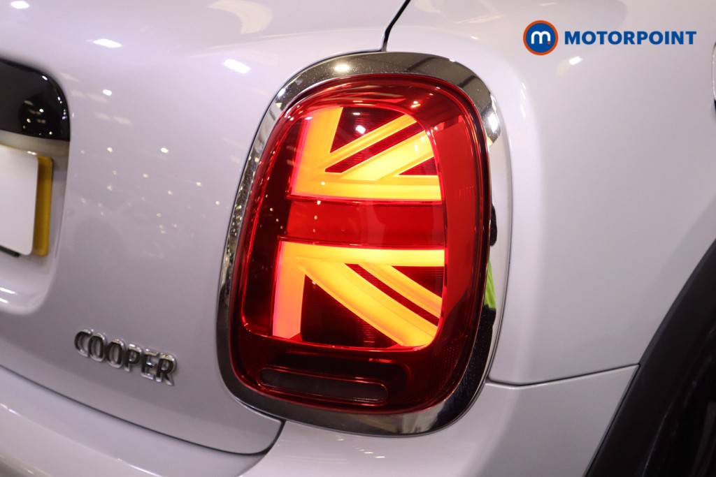 Mini Hatchback Cooper Sport Automatic Petrol Hatchback - Stock Number (1565065) - 38th supplementary image