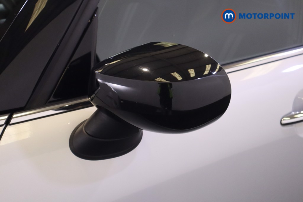 Mini Hatchback Cooper Sport Automatic Petrol Hatchback - Stock Number (1565065) - 42nd supplementary image