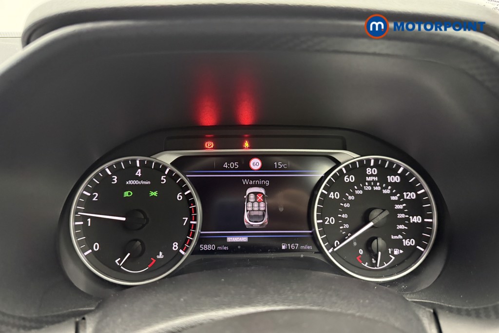 Nissan Juke N-Connecta Manual Petrol SUV - Stock Number (1565080) - 4th supplementary image