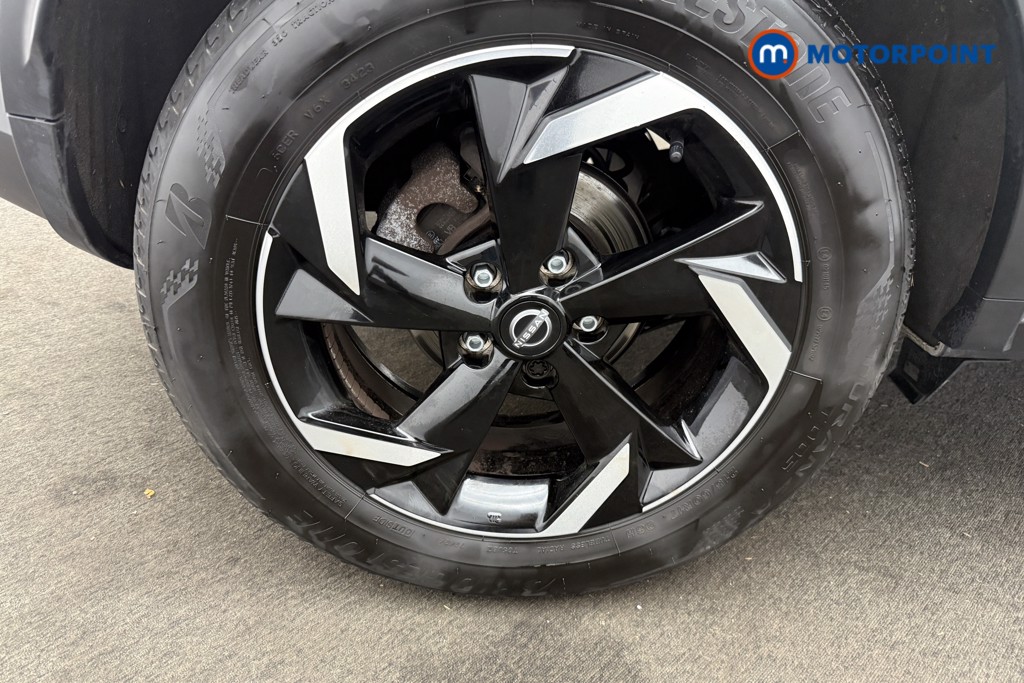 Nissan Juke N-Connecta Manual Petrol SUV - Stock Number (1565080) - 20th supplementary image