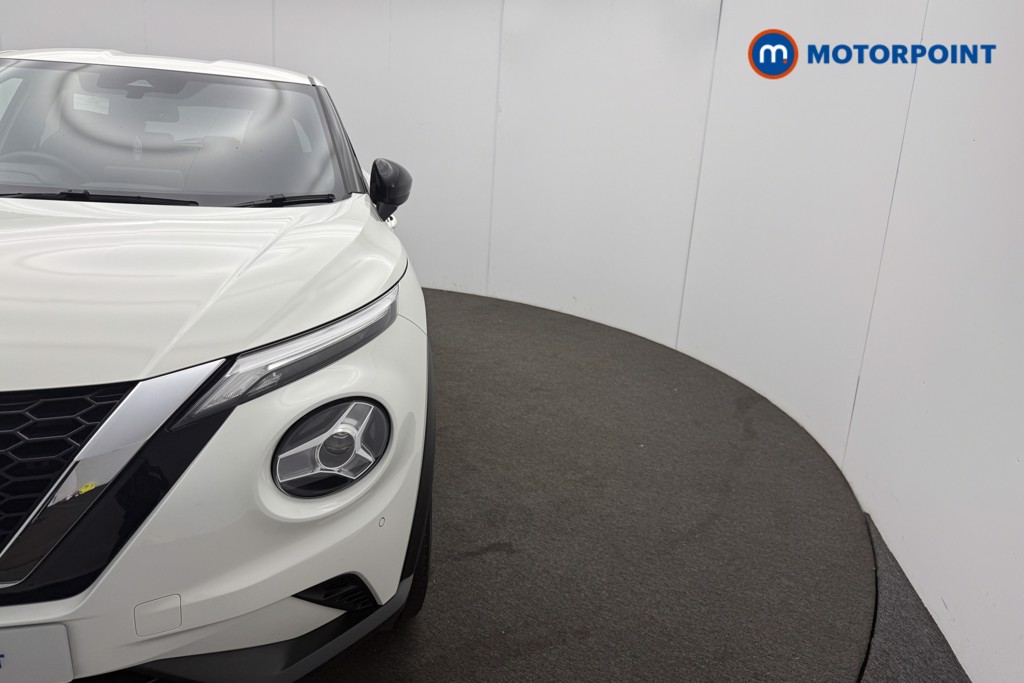 Nissan Juke N-Connecta Manual Petrol SUV - Stock Number (1565080) - 24th supplementary image