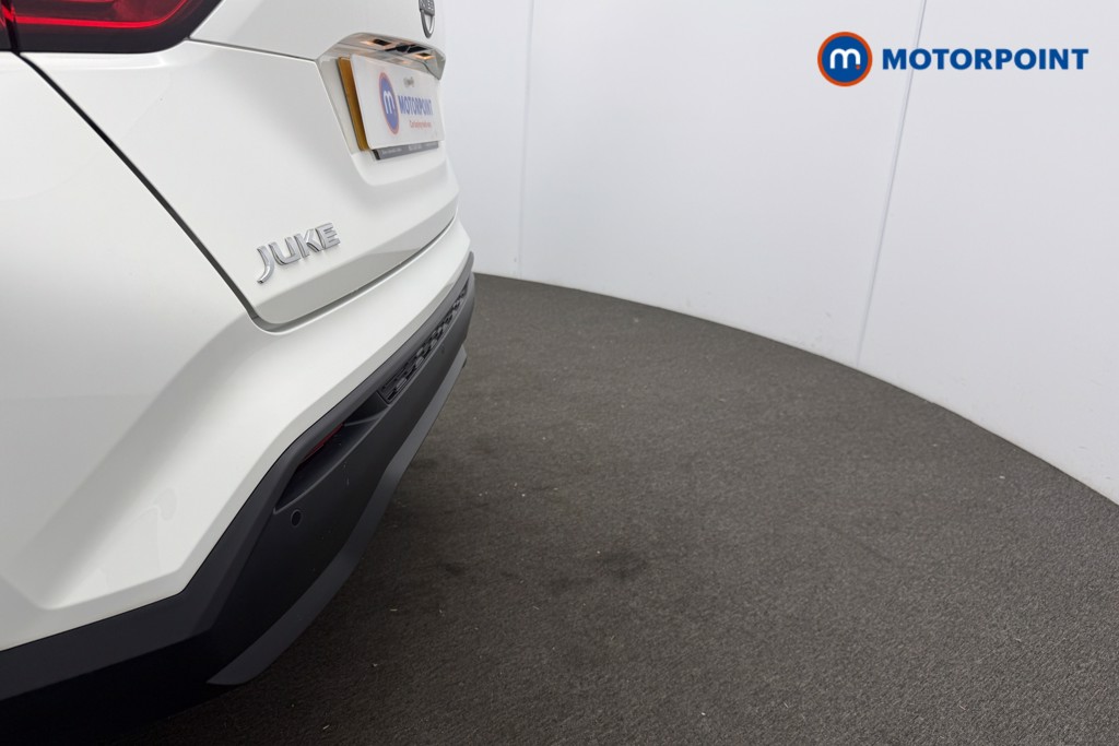 Nissan Juke N-Connecta Manual Petrol SUV - Stock Number (1565080) - 28th supplementary image