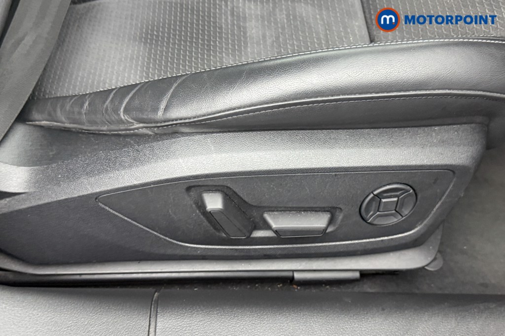 Audi A6 S Line Automatic Petrol Saloon - Stock Number (1565546) - 19th supplementary image
