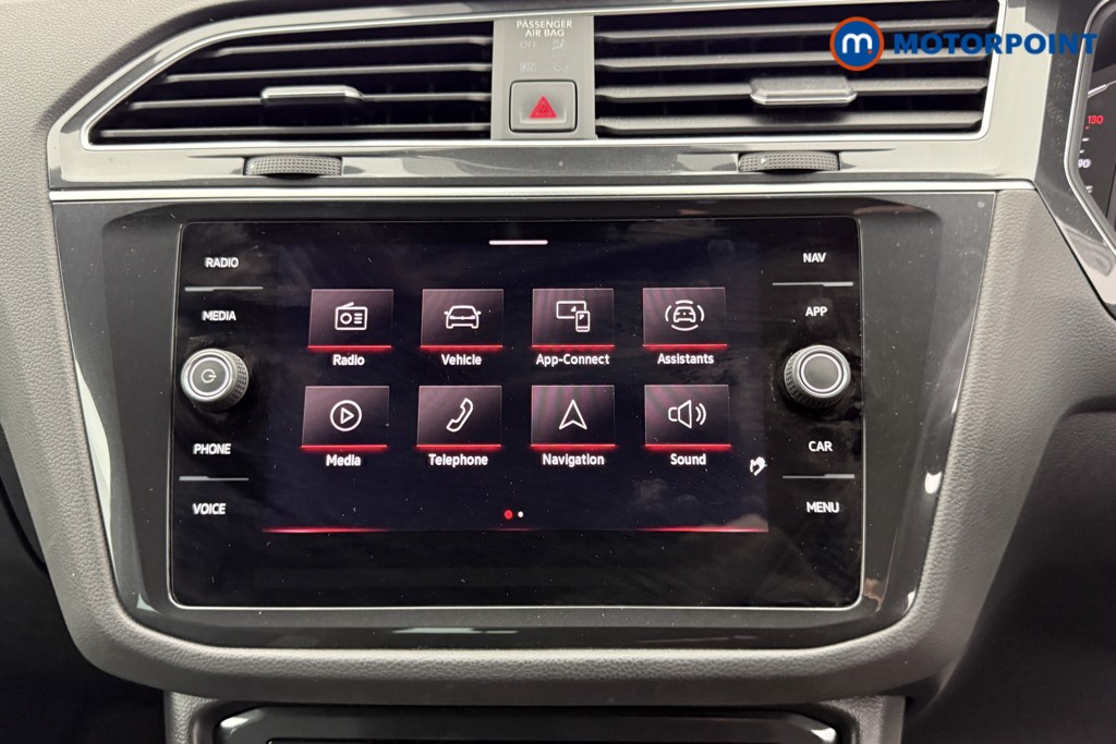 Volkswagen Tiguan R-Line Automatic Petrol SUV - Stock Number (1565557) - 11th supplementary image