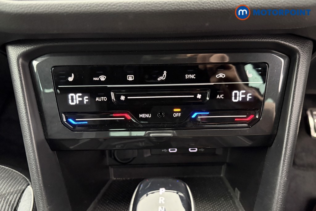 Volkswagen Tiguan R-Line Automatic Petrol SUV - Stock Number (1565557) - 12th supplementary image
