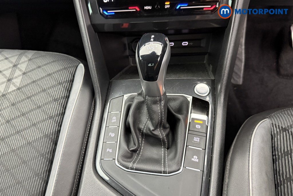 Volkswagen Tiguan R-Line Automatic Petrol SUV - Stock Number (1565557) - 13th supplementary image