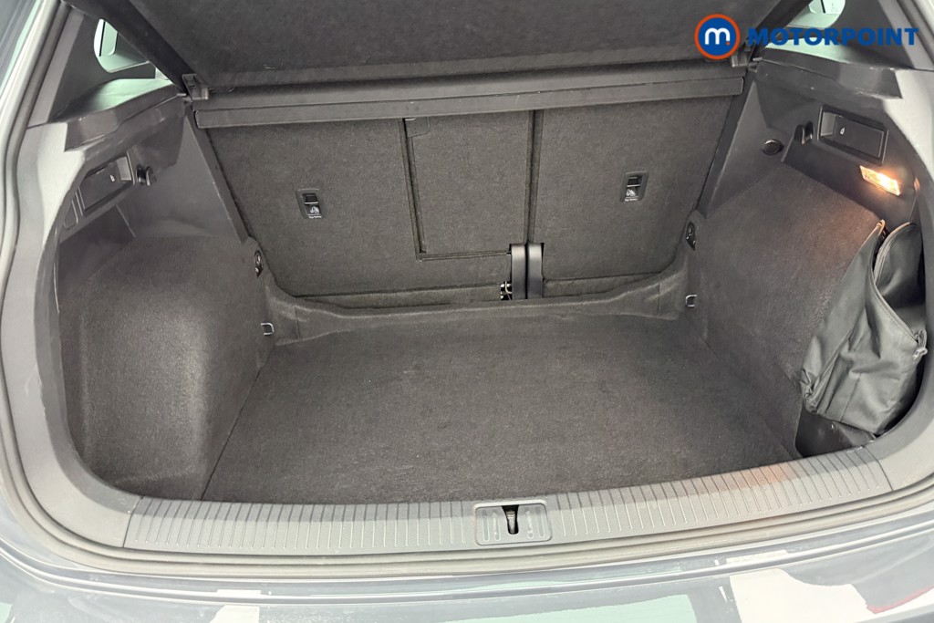 Volkswagen Tiguan R-Line Automatic Petrol SUV - Stock Number (1565557) - 22nd supplementary image