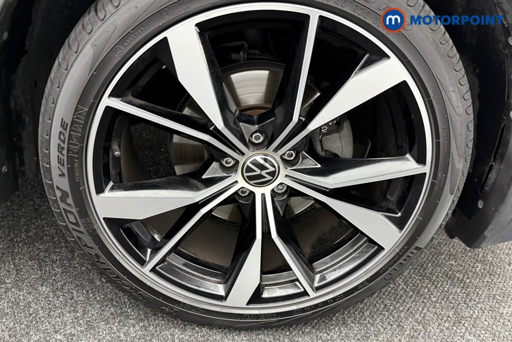 Volkswagen Tiguan R-Line Automatic Petrol SUV - Stock Number (1565557) - 33rd supplementary image
