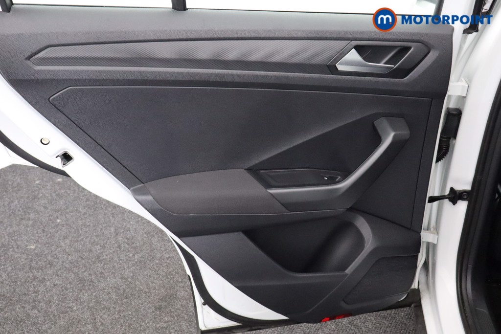 Volkswagen T-Roc Life Automatic Petrol SUV - Stock Number (1565585) - 18th supplementary image