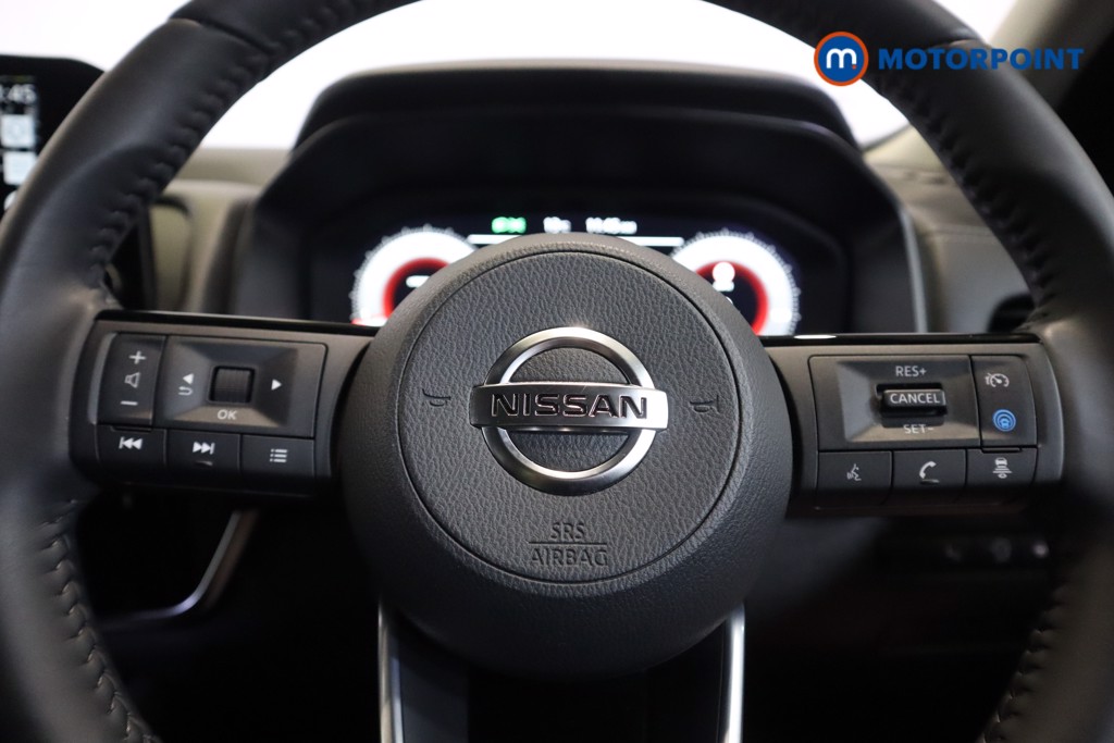 Nissan Qashqai Premiere Edition Manual Petrol SUV - Stock Number (1565631) - 7th supplementary image