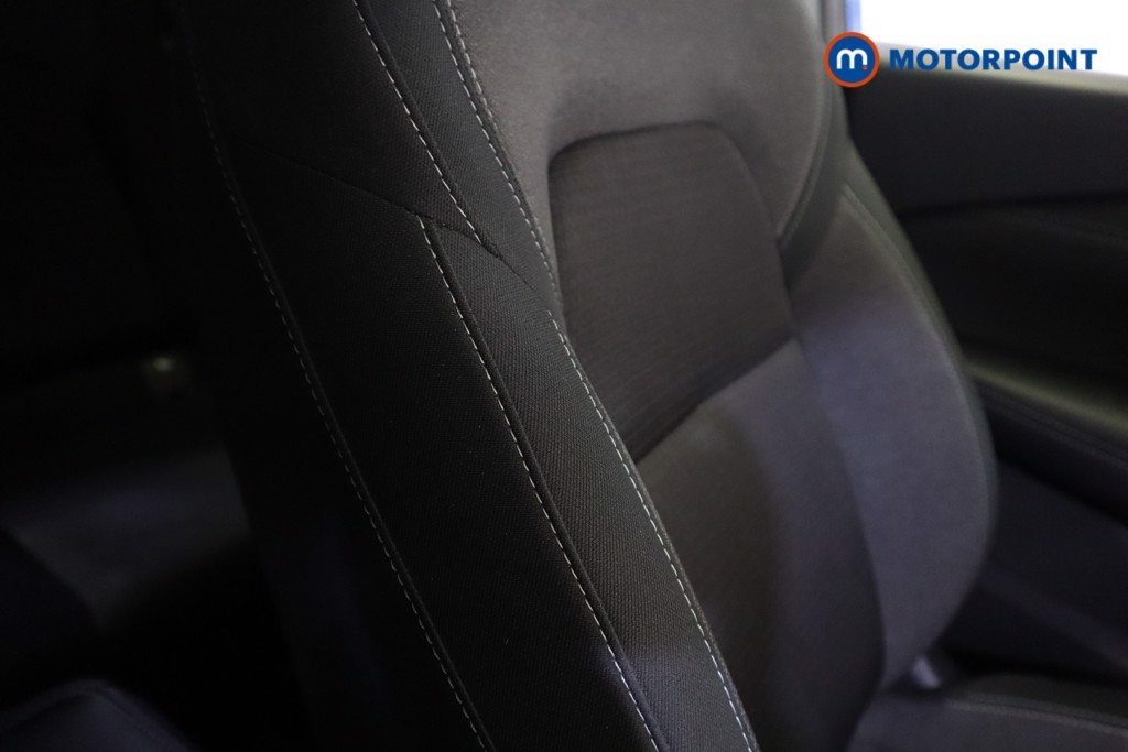 Nissan Qashqai Premiere Edition Manual Petrol SUV - Stock Number (1565631) - 19th supplementary image