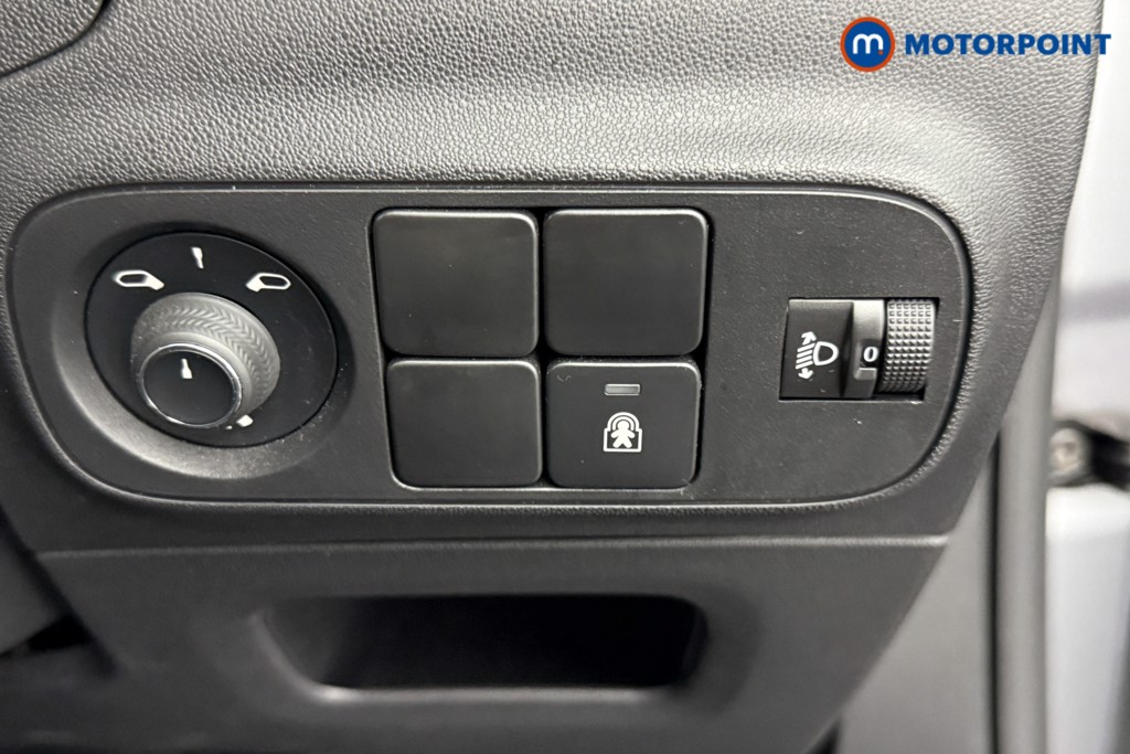 Citroen C3 Sense Manual Petrol Hatchback - Stock Number (1565683) - 14th supplementary image