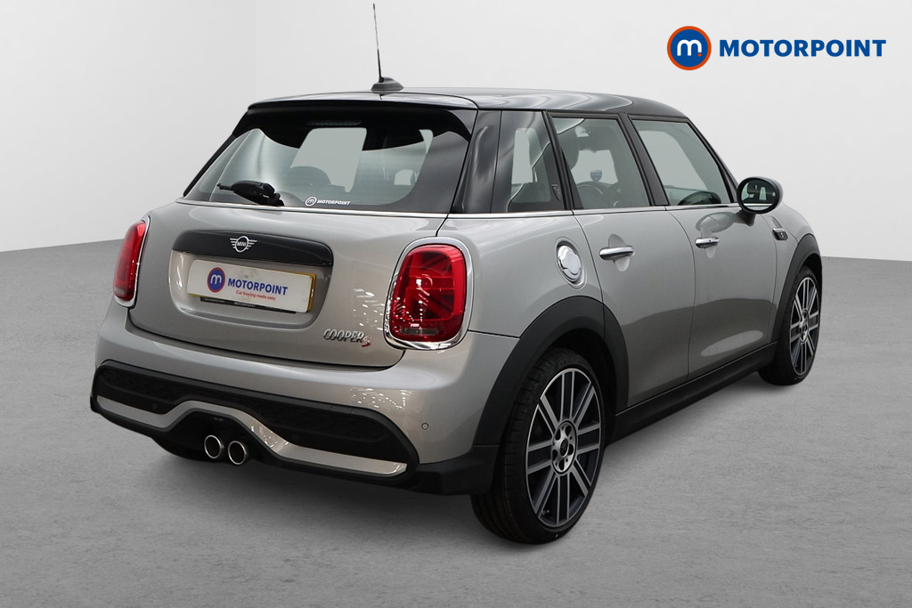 Mini Hatchback Cooper S Exclusive Automatic Petrol Hatchback - Stock Number (1565778) - Drivers side rear corner