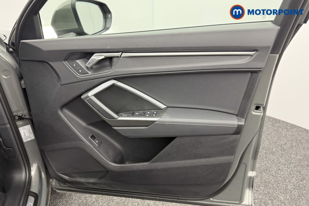 Audi Q3 S Line Automatic Petrol SUV - Stock Number (1565891) - 17th supplementary image