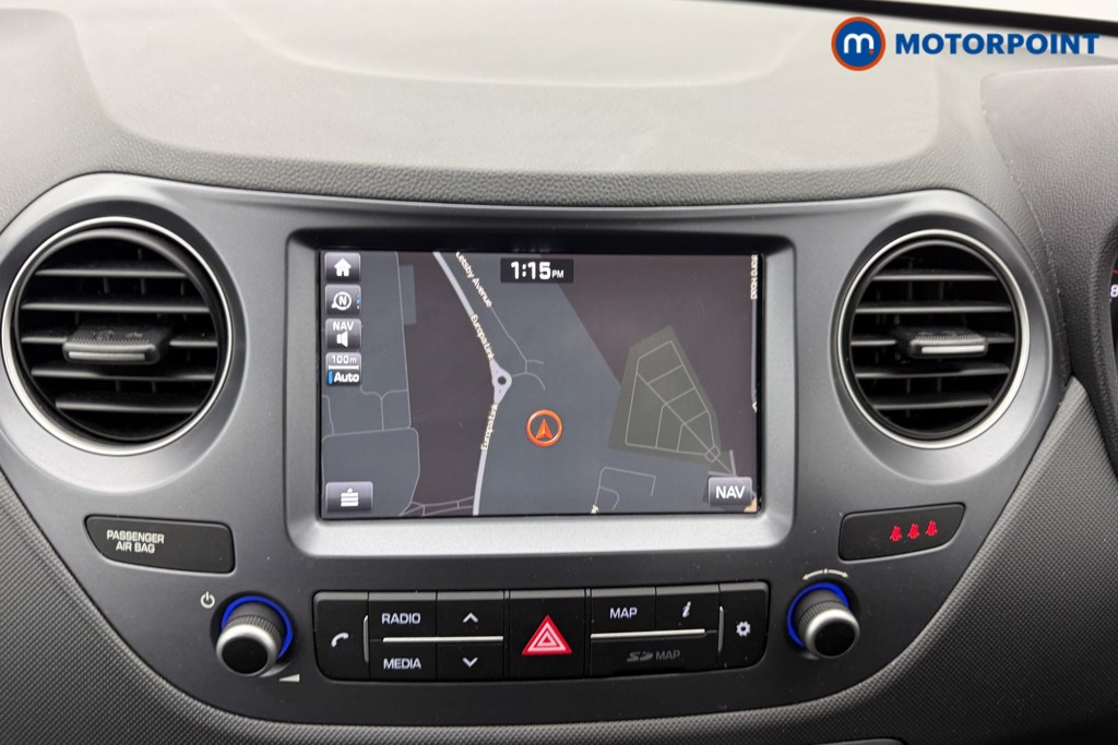 Hyundai I10 Play Manual Petrol Hatchback - Stock Number (1565998) - 2nd supplementary image