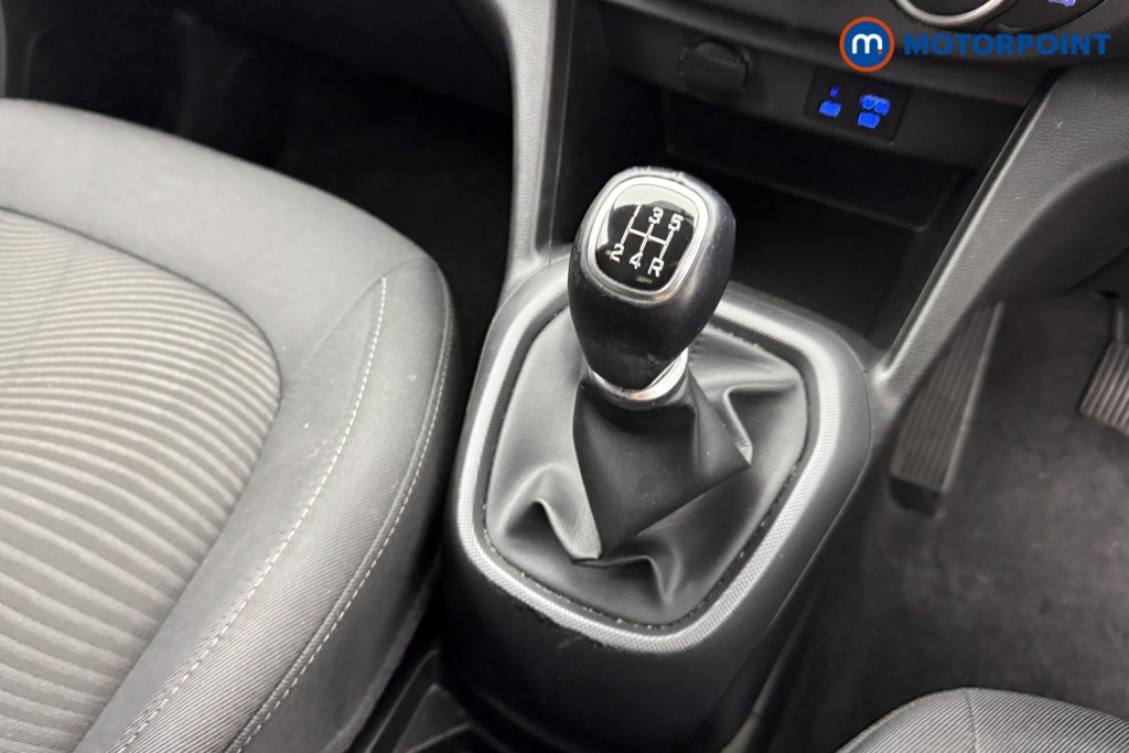 Hyundai I10 Play Manual Petrol Hatchback - Stock Number (1565998) - 10th supplementary image