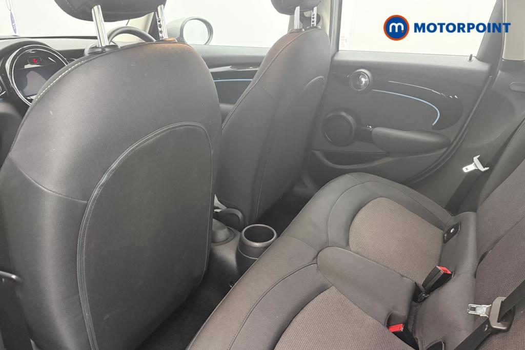Mini Hatchback One Classic Manual Petrol Hatchback - Stock Number (1566058) - 4th supplementary image