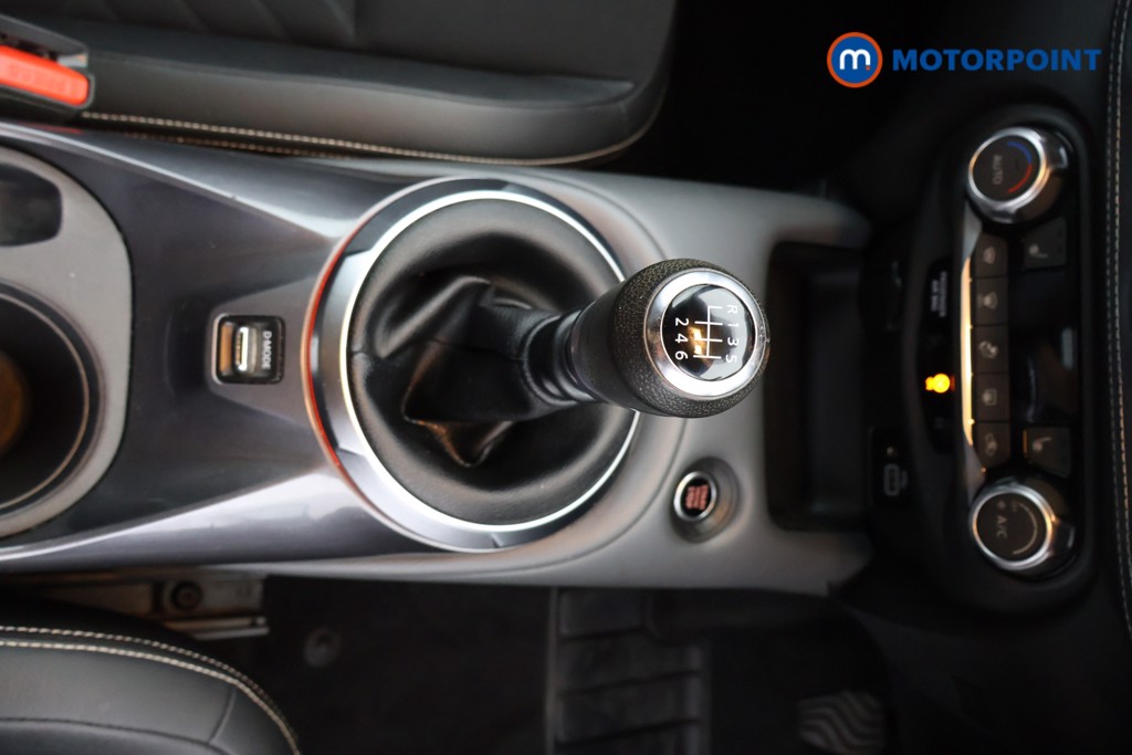 Nissan Juke Tekna Manual Petrol SUV - Stock Number (1566064) - 7th supplementary image