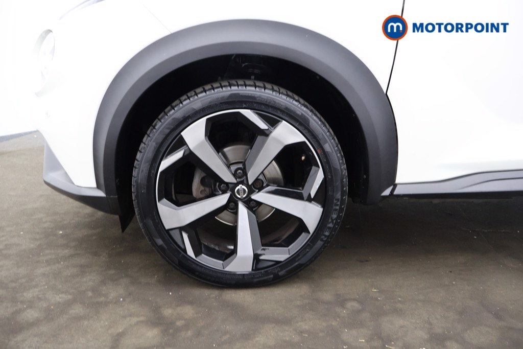 Nissan Juke Tekna Manual Petrol SUV - Stock Number (1566064) - 17th supplementary image