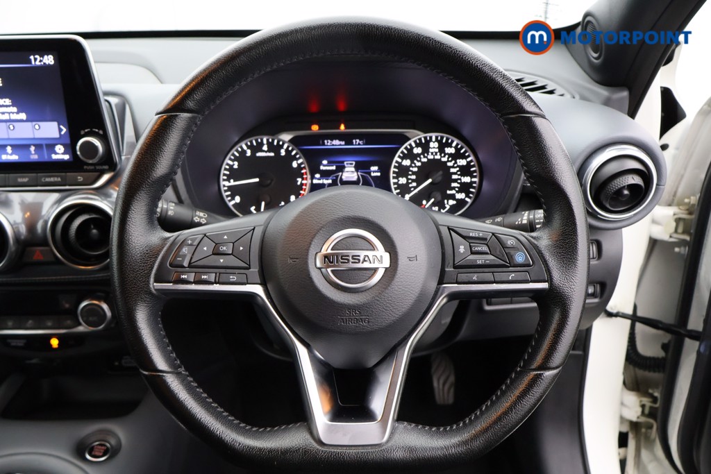 Nissan Juke Tekna Manual Petrol SUV - Stock Number (1566064) - 1st supplementary image