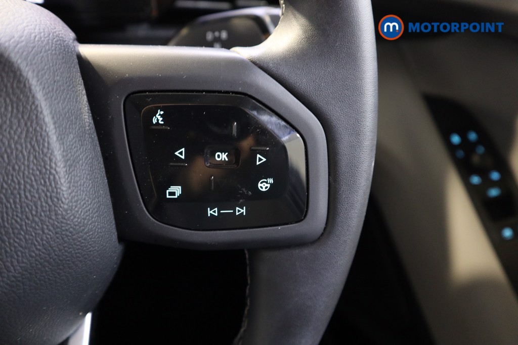 Ford Explorer Select Automatic Electric SUV - Stock Number (1566230) - 4th supplementary image