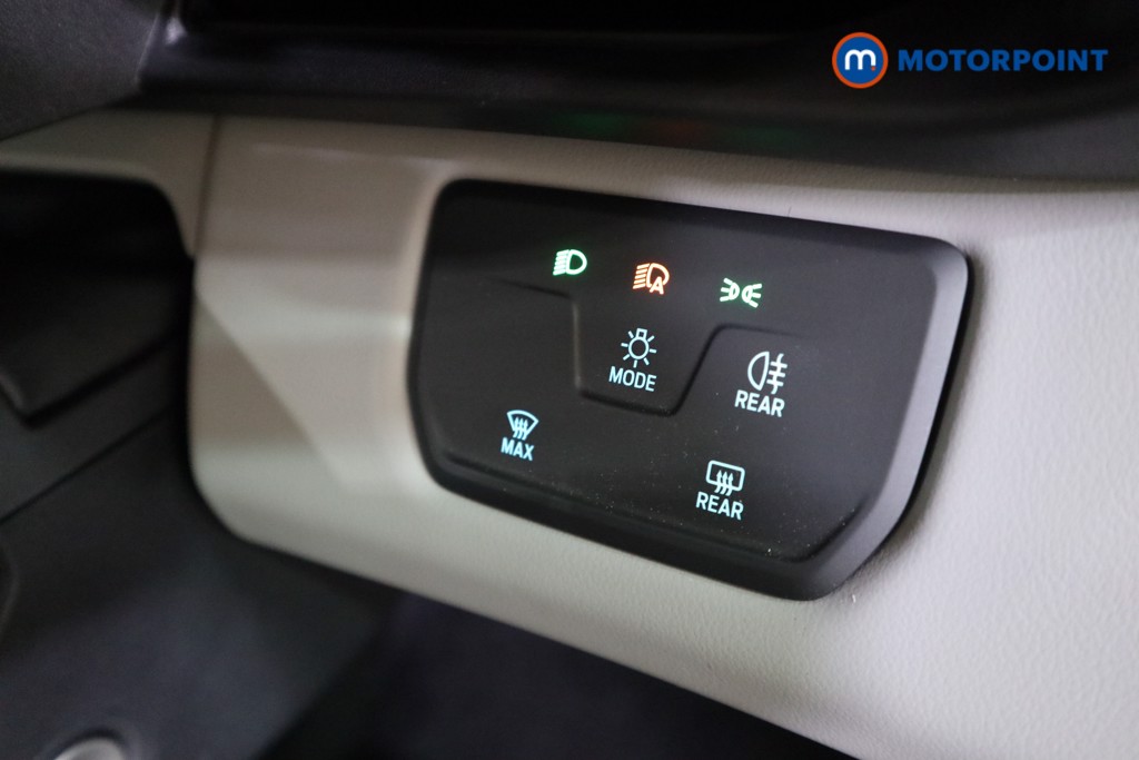 Ford Explorer Select Automatic Electric SUV - Stock Number (1566230) - 7th supplementary image
