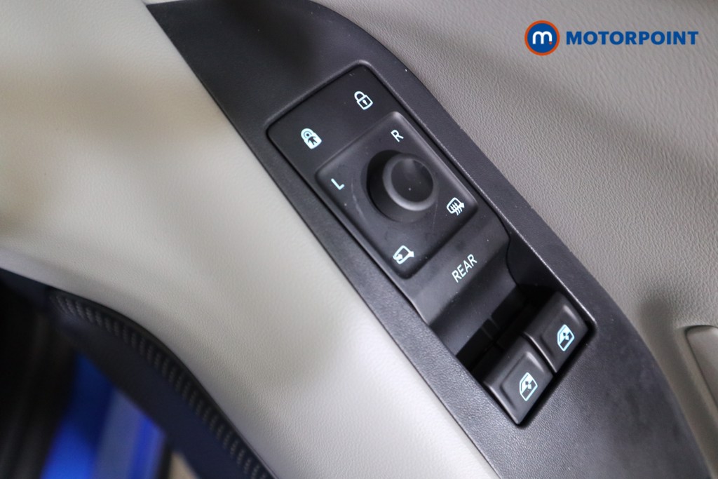 Ford Explorer Select Automatic Electric SUV - Stock Number (1566230) - 8th supplementary image