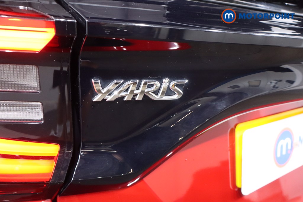 Toyota Yaris Design Automatic Petrol-Electric Hybrid Hatchback - Stock Number (1566294) - 24th supplementary image