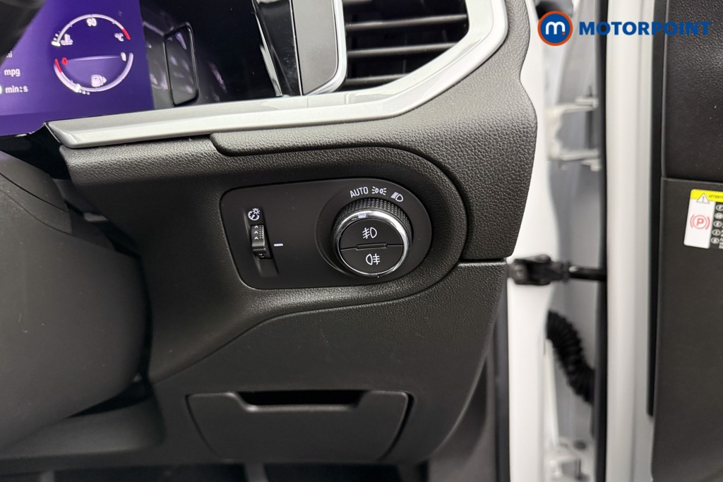 Vauxhall Grandland Ultimate Automatic Petrol SUV - Stock Number (1566383) - 14th supplementary image