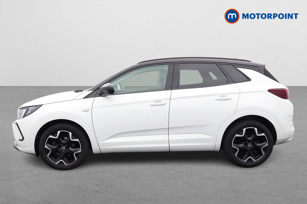 Vauxhall Grandland Ultimate Automatic Petrol SUV - Stock Number (1566383) - Passenger side