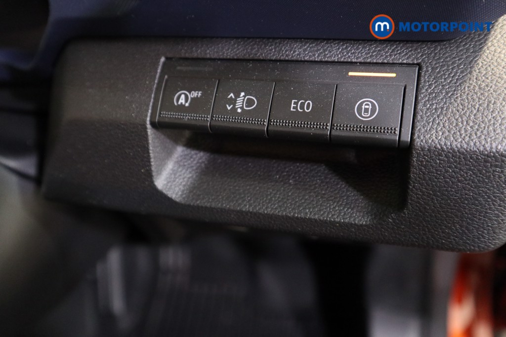 Dacia Duster Journey Manual Petrol SUV - Stock Number (1566457) - 9th supplementary image