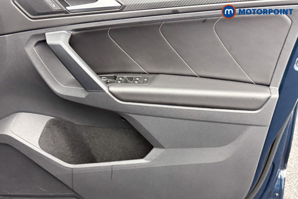 Volkswagen Tiguan R-Line Edition Automatic Diesel SUV - Stock Number (1566777) - 18th supplementary image