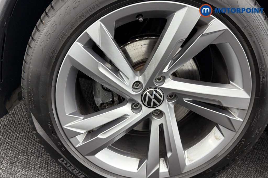 Volkswagen Tiguan R-Line Edition Automatic Diesel SUV - Stock Number (1566777) - 30th supplementary image
