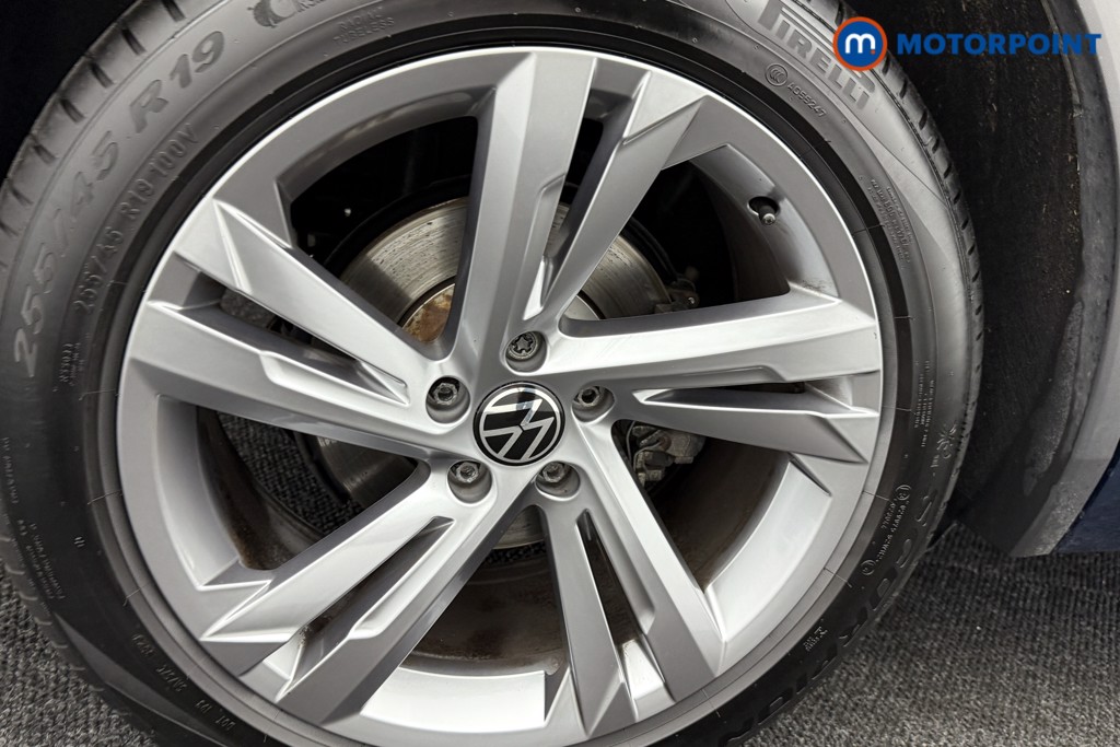 Volkswagen Tiguan R-Line Edition Automatic Diesel SUV - Stock Number (1566777) - 32nd supplementary image