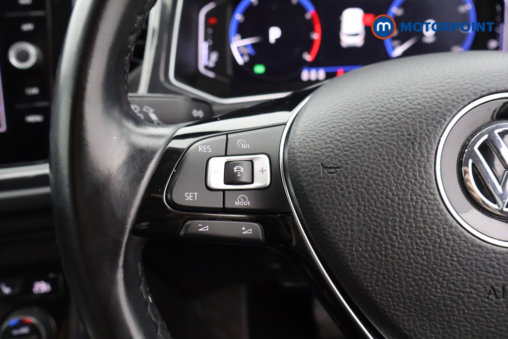 Volkswagen T-Roc SEL Automatic Petrol SUV - Stock Number (1566924) - 2nd supplementary image