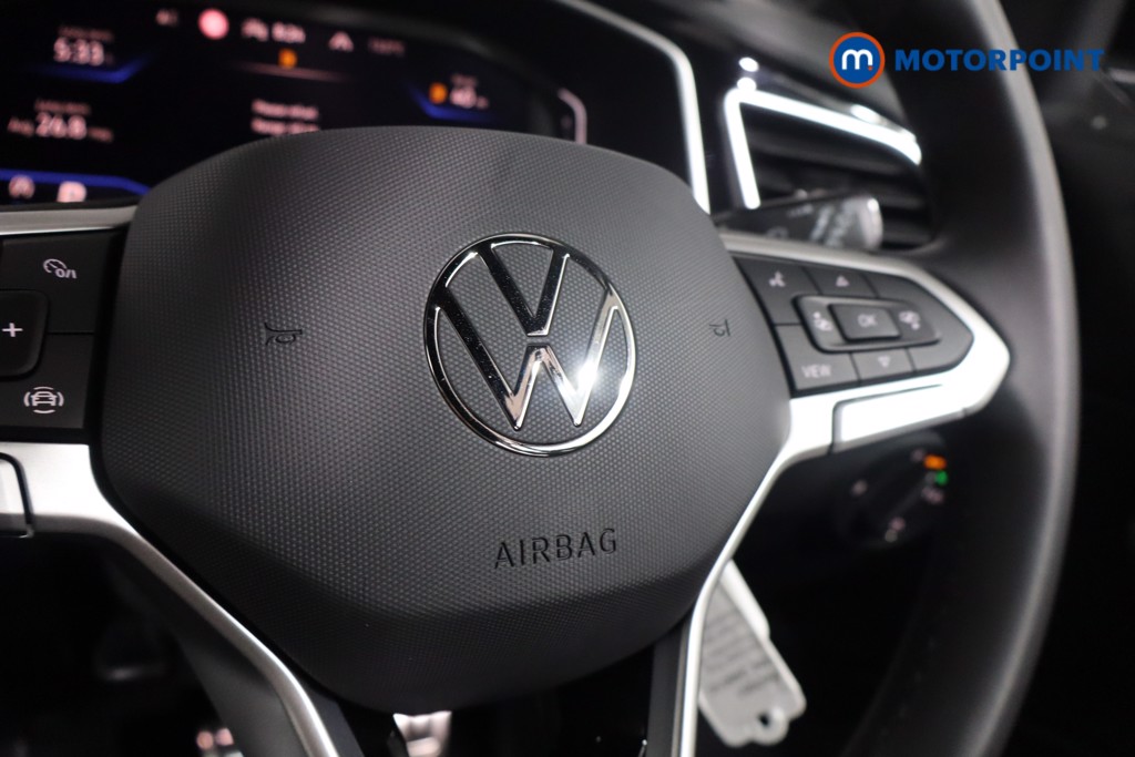 Volkswagen T-Roc R-Line Automatic Petrol SUV - Stock Number (1567051) - 8th supplementary image