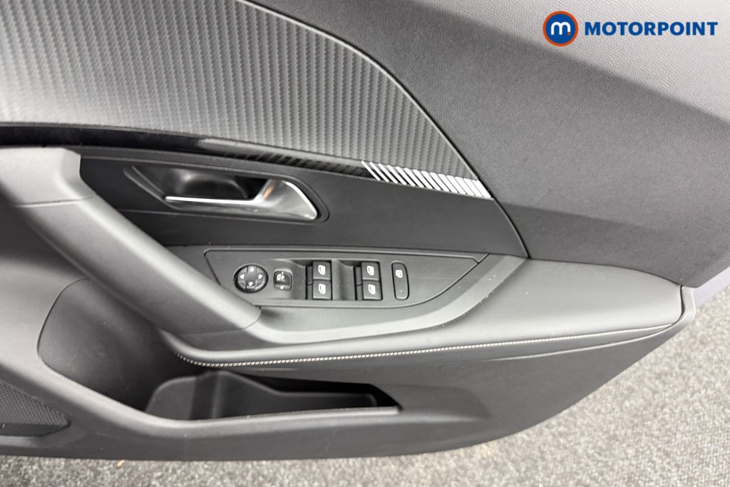 Peugeot 2008 Allure Manual Petrol SUV - Stock Number (1567414) - 13th supplementary image