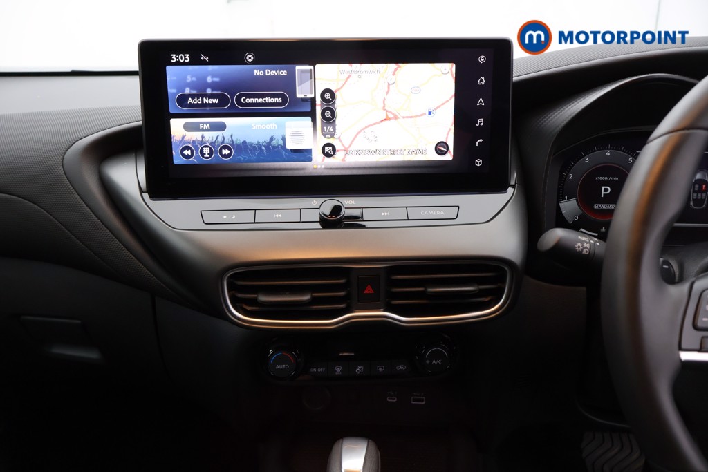 Nissan Juke N-Connecta Automatic Petrol SUV - Stock Number (1567490) - 5th supplementary image
