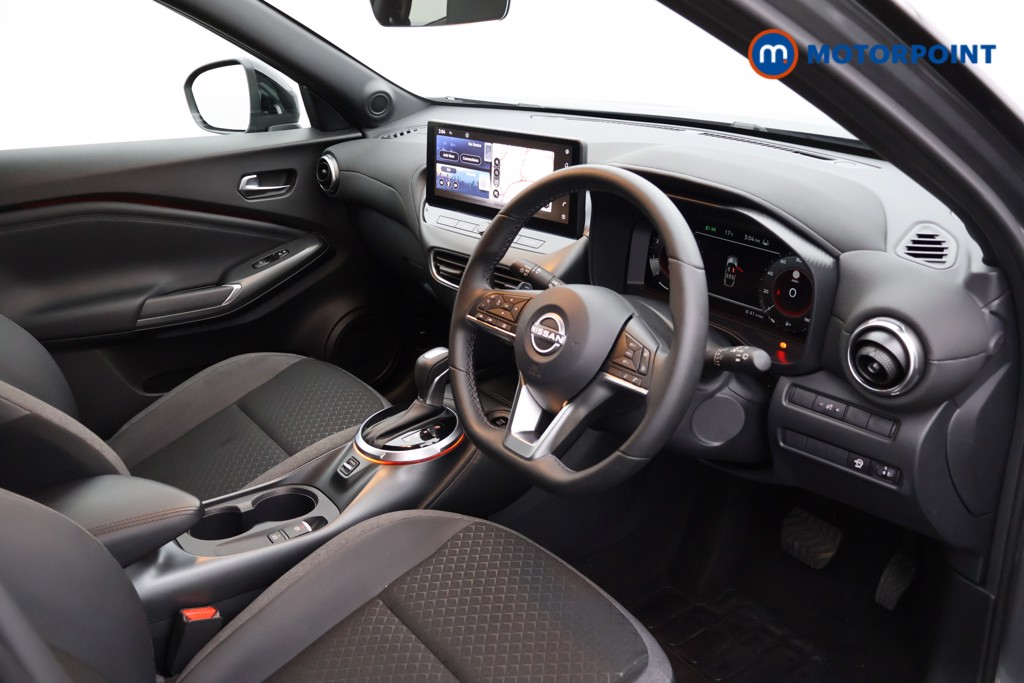 Nissan Juke N-Connecta Automatic Petrol SUV - Stock Number (1567490) - 9th supplementary image