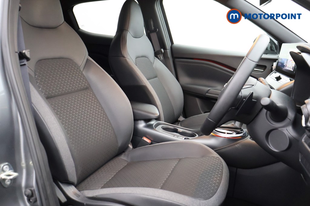 Nissan Juke N-Connecta Automatic Petrol SUV - Stock Number (1567490) - 10th supplementary image