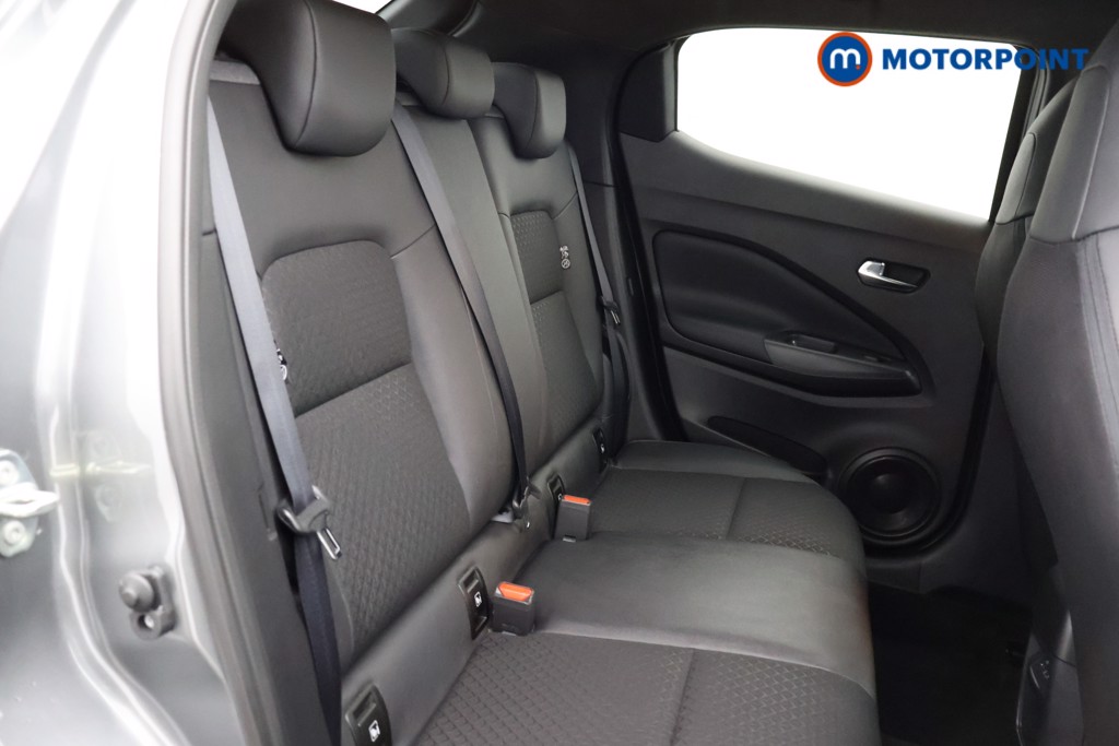 Nissan Juke N-Connecta Automatic Petrol SUV - Stock Number (1567490) - 14th supplementary image