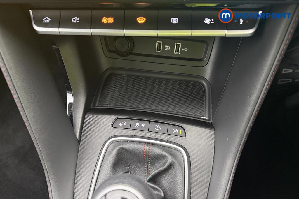 Mg Motor Uk ZS Exclusive Manual Petrol SUV - Stock Number (1567610) - 39th supplementary image