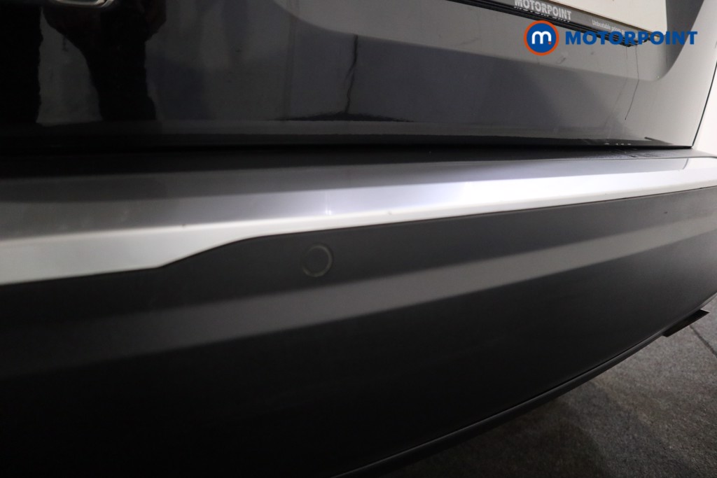 Peugeot 2008 Allure Premium Manual Petrol SUV - Stock Number (1567817) - 17th supplementary image