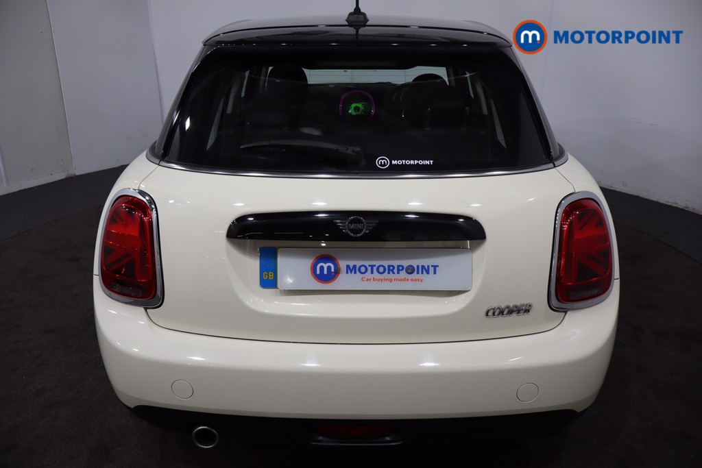 Mini Hatchback Cooper Classic Manual Petrol Hatchback - Stock Number (1567869) - 35th supplementary image