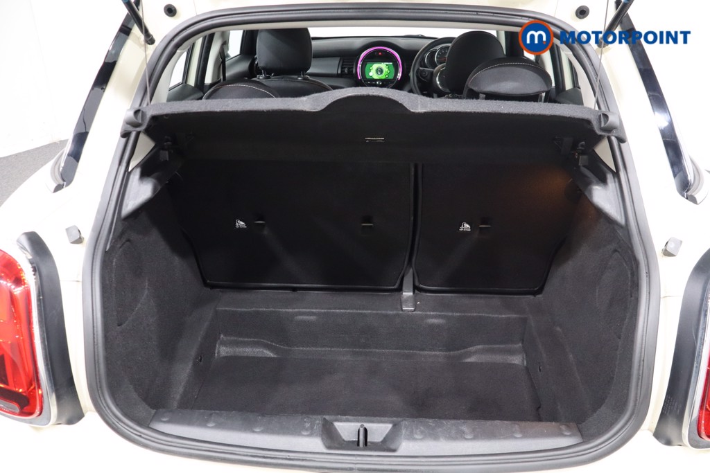 Mini Hatchback Cooper Classic Manual Petrol Hatchback - Stock Number (1567869) - 36th supplementary image