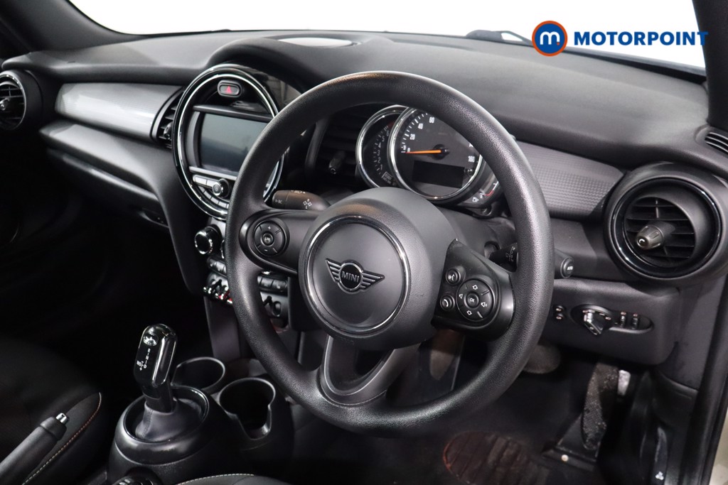 Mini Convertible Cooper Classic Automatic Petrol Convertible - Stock Number (1567875) - 21st supplementary image