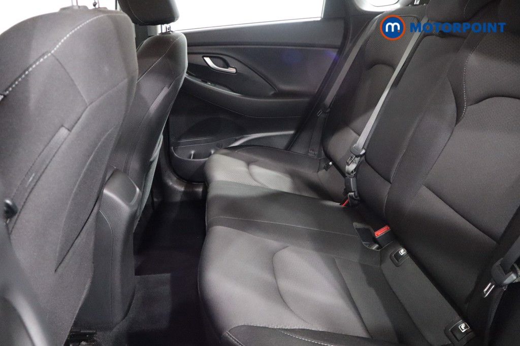 Hyundai I30 Se Nav Manual Petrol Hatchback - Stock Number (1567965) - 5th supplementary image