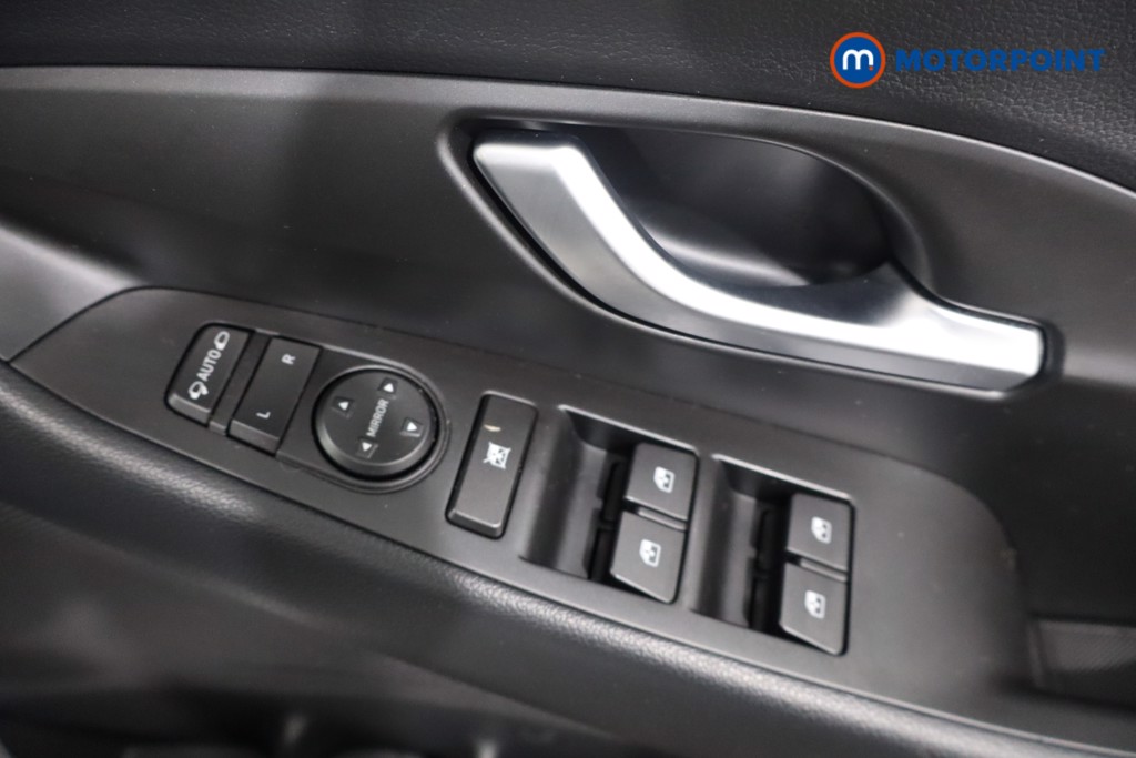 Hyundai I30 Se Nav Manual Petrol Hatchback - Stock Number (1567965) - 22nd supplementary image